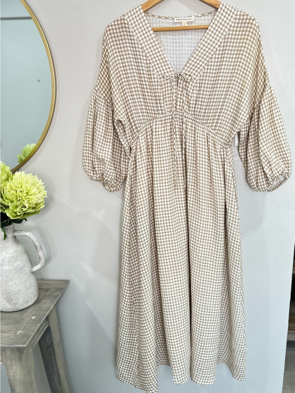 Worth Collective
Hunter 100% Cotton Midi Dress in Natural Plaid Sz S